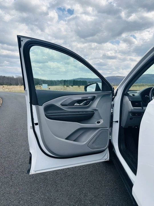 2022 GMC Terrain - Image 7 of 21