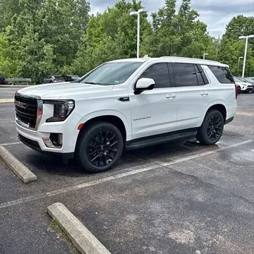 2022 GMC Yukon 4WD SLE