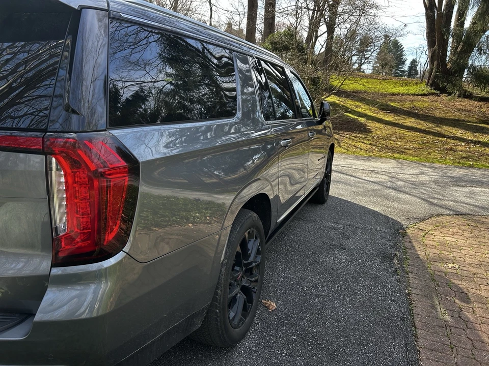 2022 GMC Yukon 5th Gen - Image 7 of 21