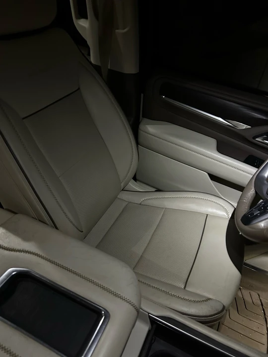 2022 GMC Yukon 5th Gen - Image 16 of 21