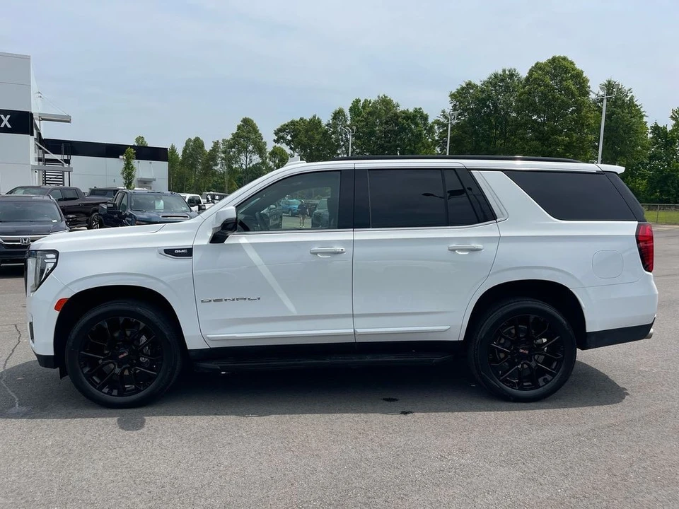 2022 GMC Yukon 5th Gen - Image 2 of 12