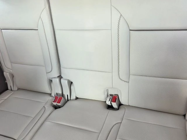 2022 GMC Yukon 5th Gen - Image 11 of 21