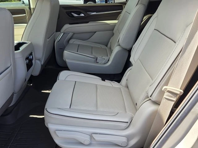 2022 GMC Yukon 5th Gen - Image 10 of 21