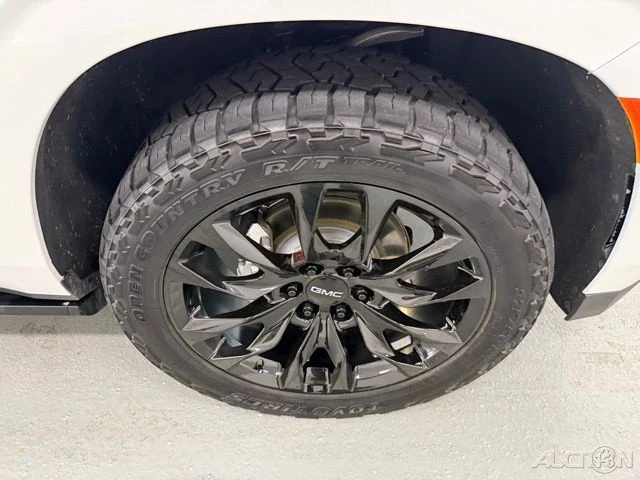 2022 GMC Yukon 5th Gen - Image 4 of 21