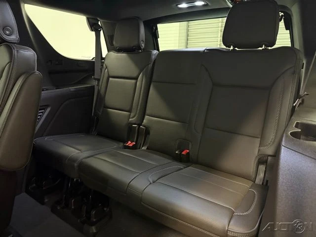 2022 GMC Yukon 5th Gen - Image 18 of 21