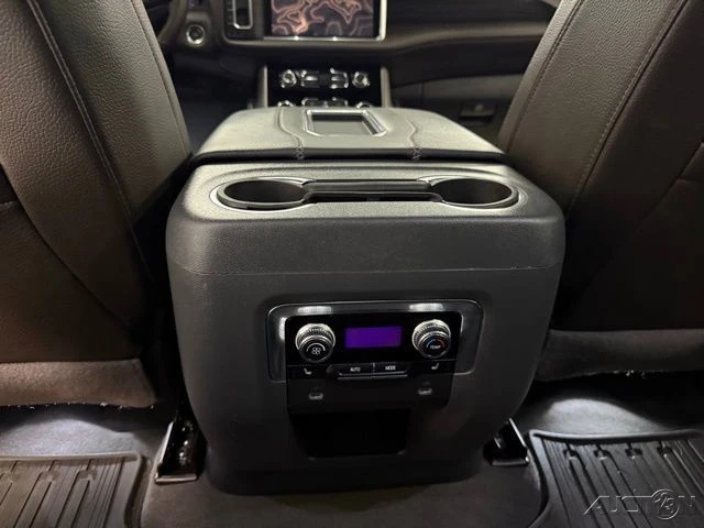 2022 GMC Yukon 5th Gen - Image 19 of 21