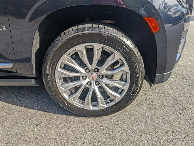 2022 GMC Yukon 5th Gen - Image 11 of 21