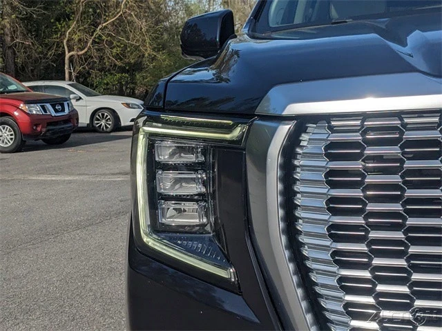 2022 GMC Yukon 5th Gen - Image 10 of 21