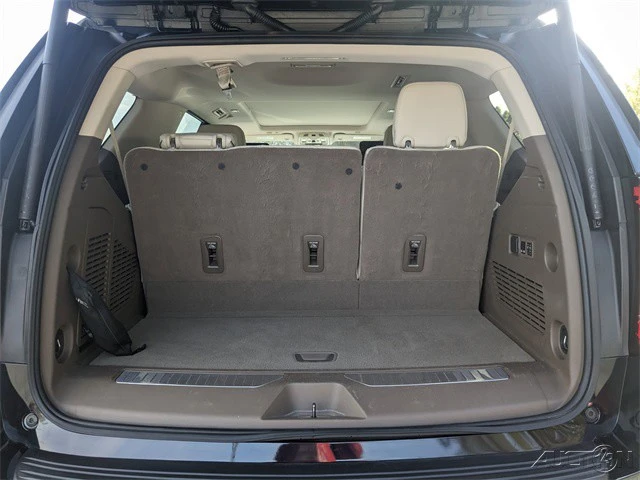 2022 GMC Yukon 5th Gen - Image 13 of 21