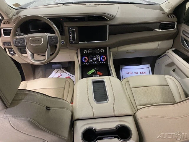 2022 GMC Yukon 5th Gen - Image 19 of 21