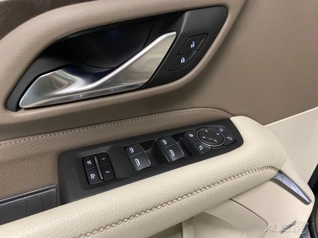 2022 GMC Yukon 5th Gen - Image 10 of 21