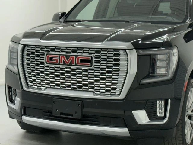 2022 GMC Yukon 5th Gen - Image 11 of 12