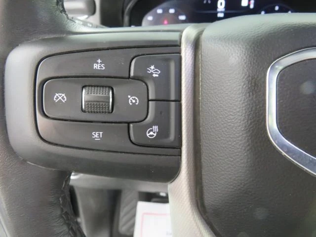 2022 GMC Yukon 5th Gen - Image 18 of 21