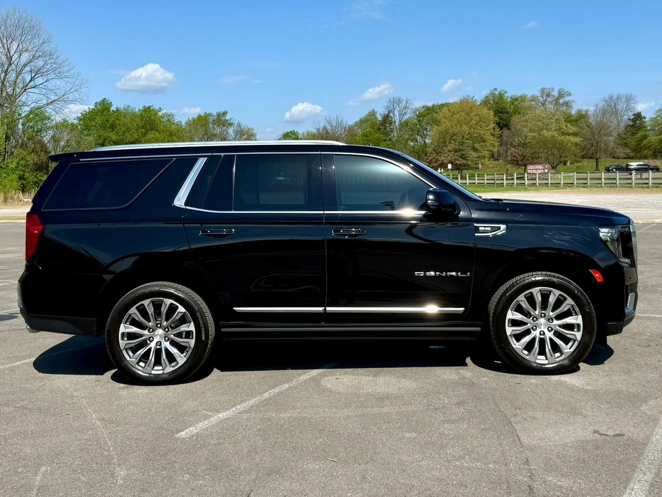 2022 GMC Yukon 5th Gen - Image 7 of 21
