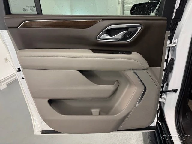 2022 GMC Yukon 5th Gen - Image 8 of 18