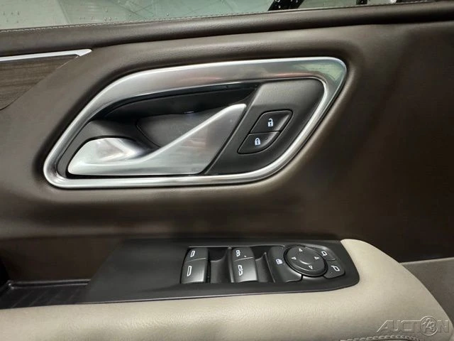 2022 GMC Yukon 5th Gen - Image 14 of 18