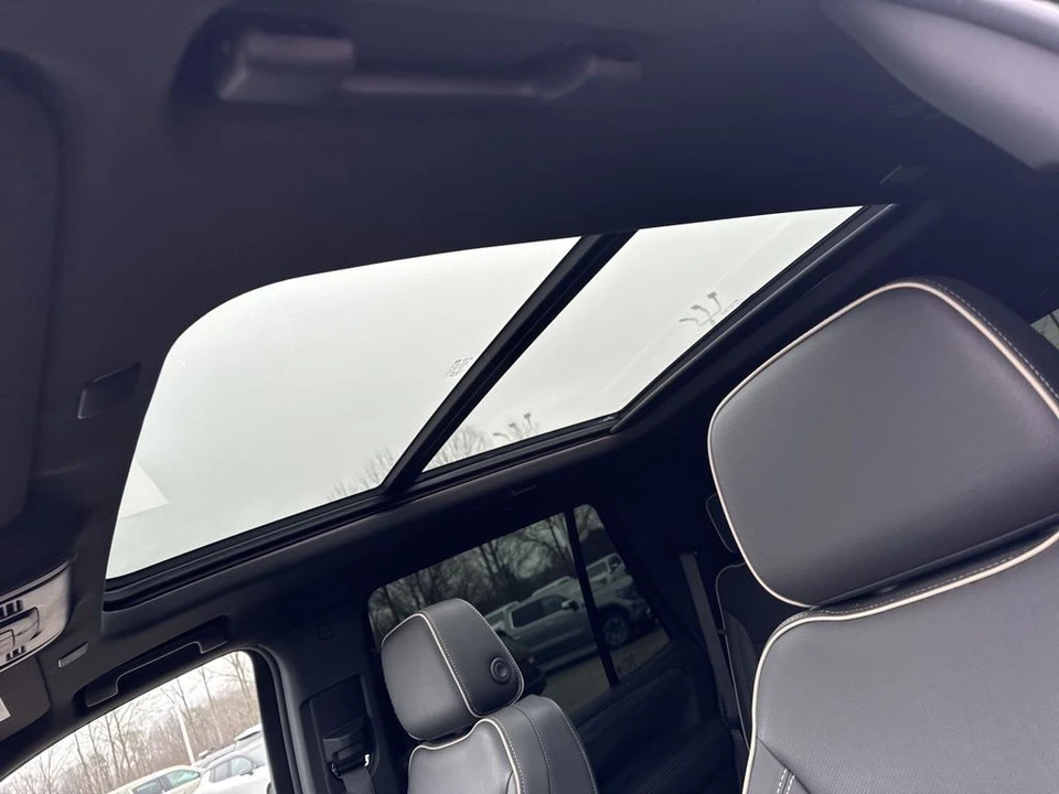 2022 GMC Yukon 5th Gen - Image 12 of 12