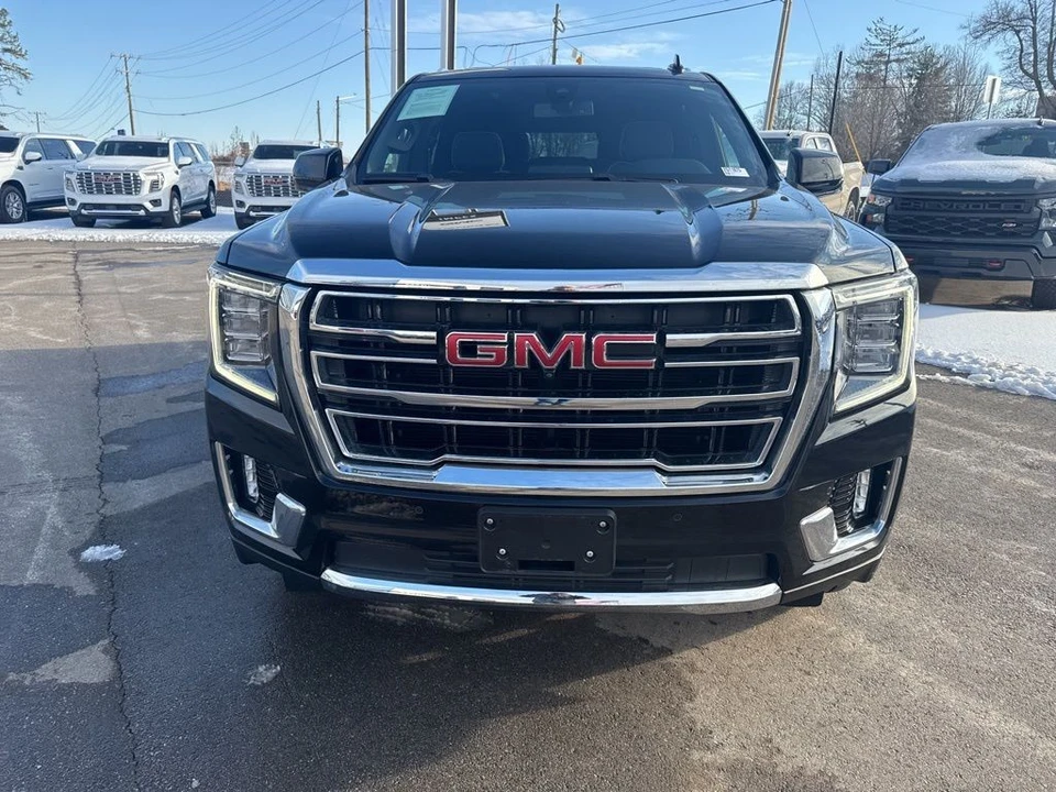 2022 GMC Yukon 5th Gen - Image 8 of 12