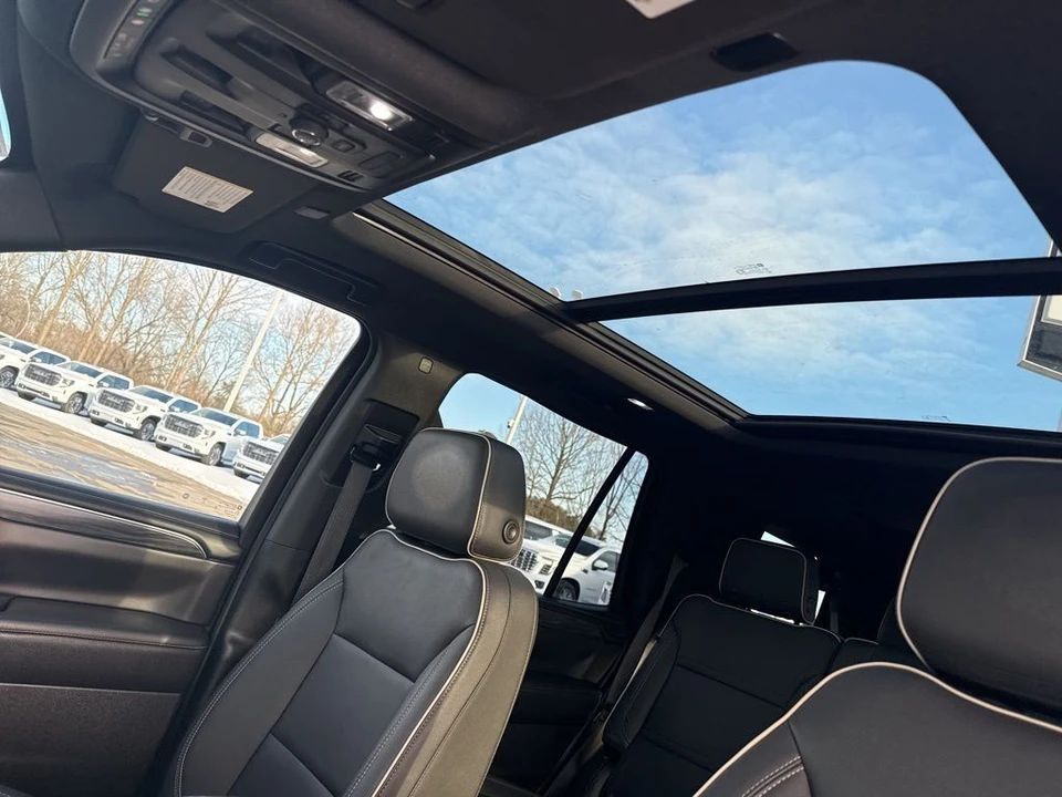 2022 GMC Yukon 5th Gen - Image 10 of 12