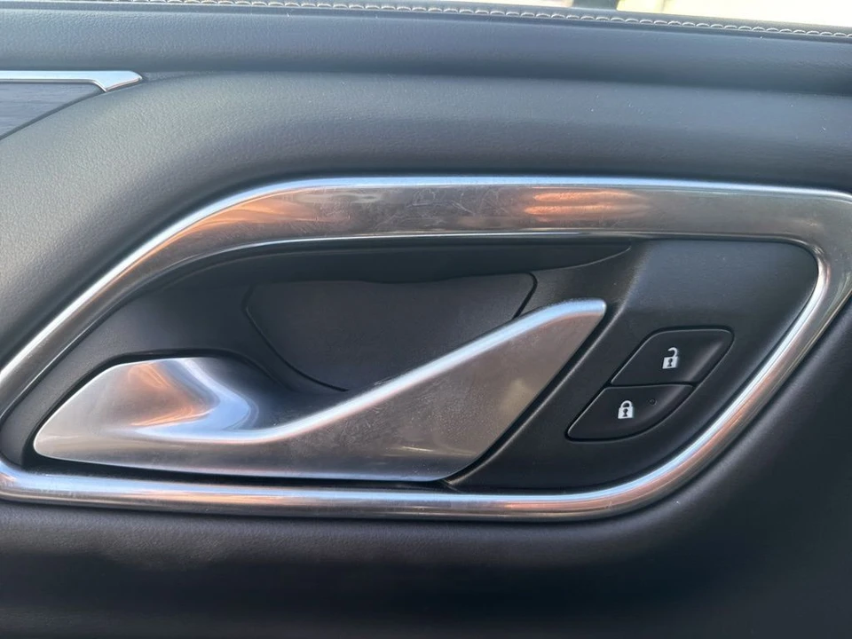 2022 GMC Yukon 5th Gen - Image 12 of 12