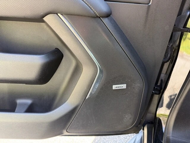 2022 GMC Yukon 5th Gen - Image 14 of 21