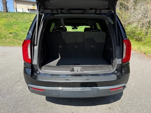2022 GMC Yukon 5th Gen - Image 20 of 21
