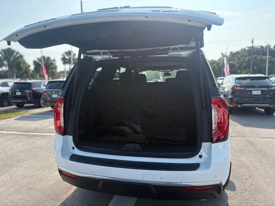 2022 GMC Yukon 5th Gen - Image 5 of 12