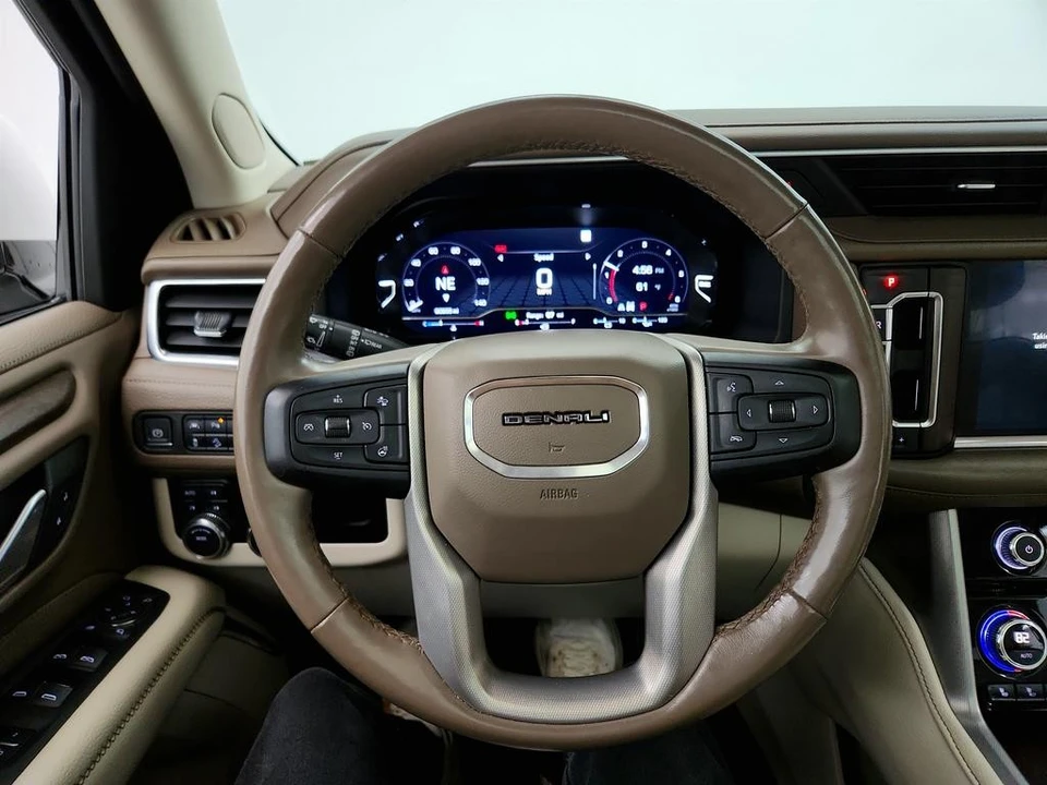 2022 GMC Yukon 5th Gen - Image 18 of 21