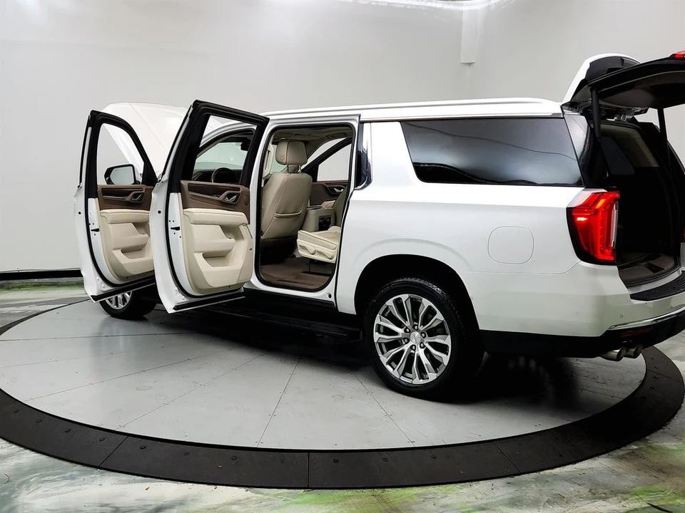 2022 GMC Yukon 5th Gen - Image 12 of 21