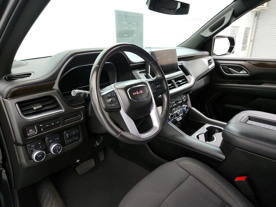 2022 GMC Yukon 5th Gen - Image 13 of 21