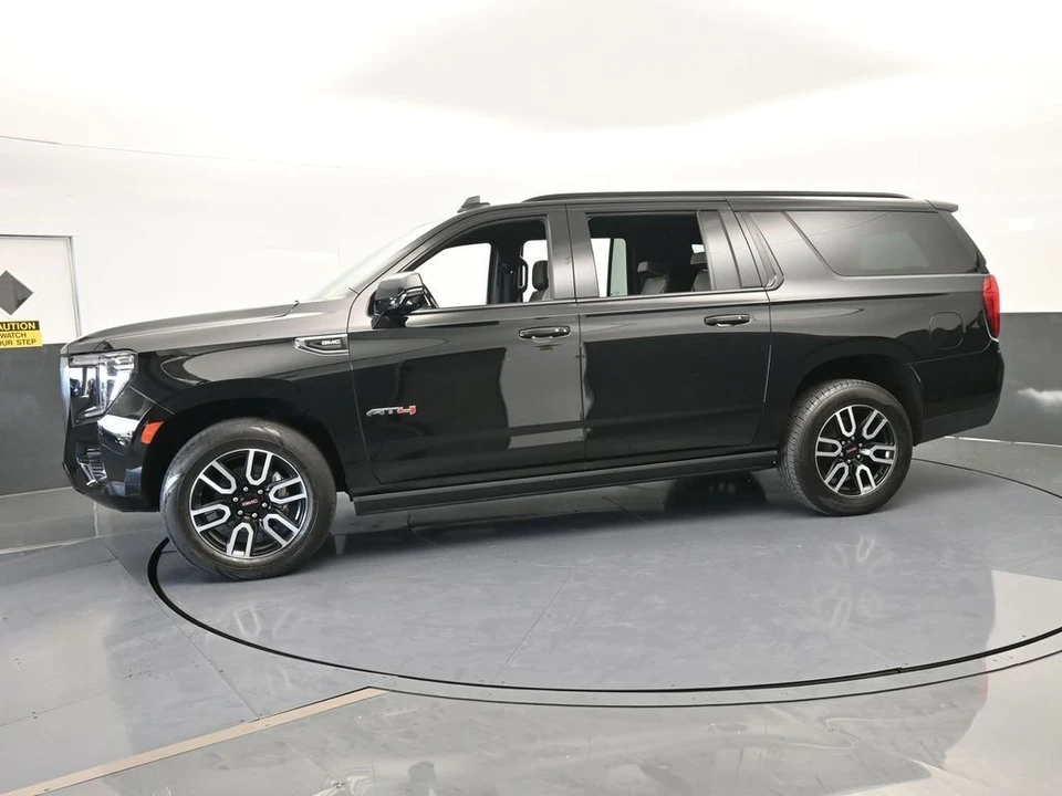 2022 GMC Yukon 5th Gen - Image 2 of 12