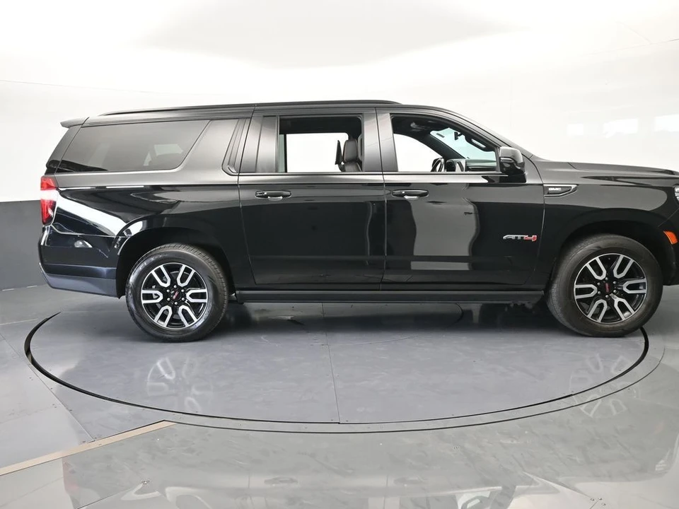 2022 GMC Yukon 5th Gen - Image 7 of 12