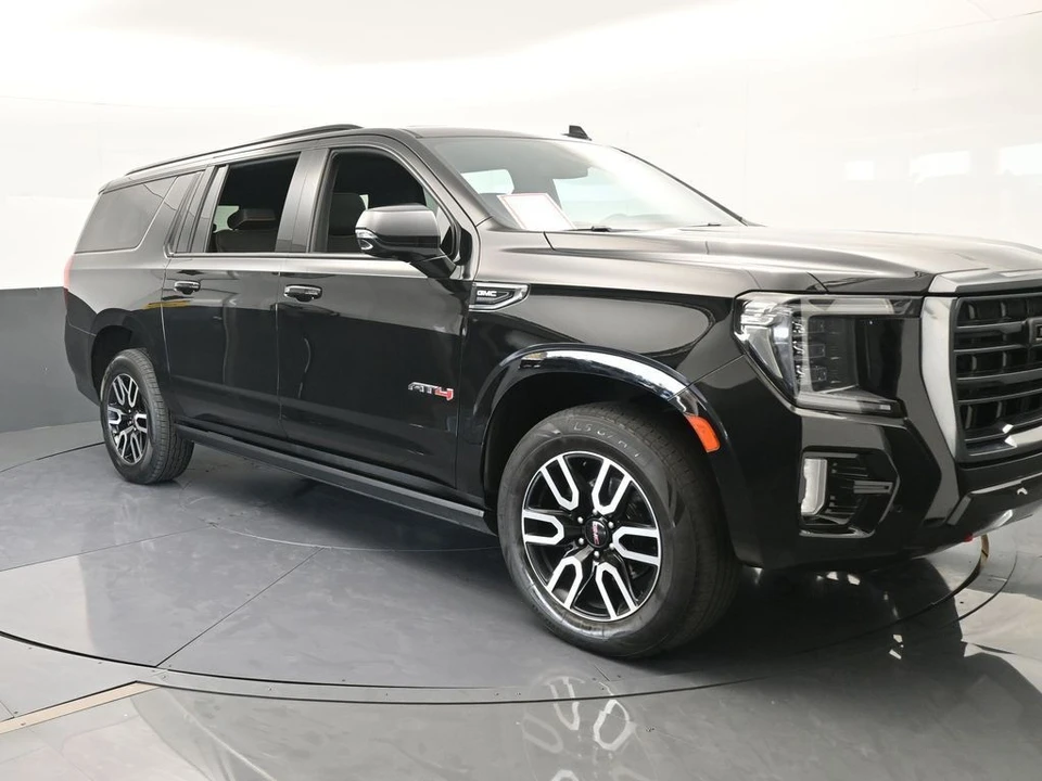 2022 GMC Yukon 5th Gen - Image 8 of 12