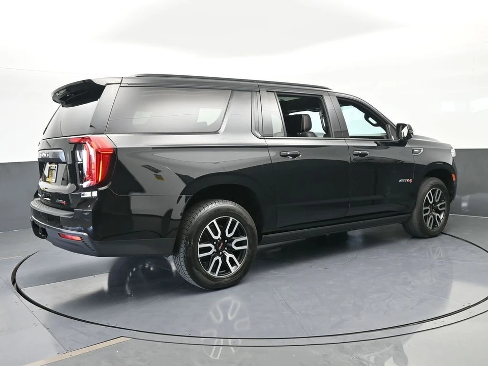 2022 GMC Yukon 5th Gen - Image 6 of 12
