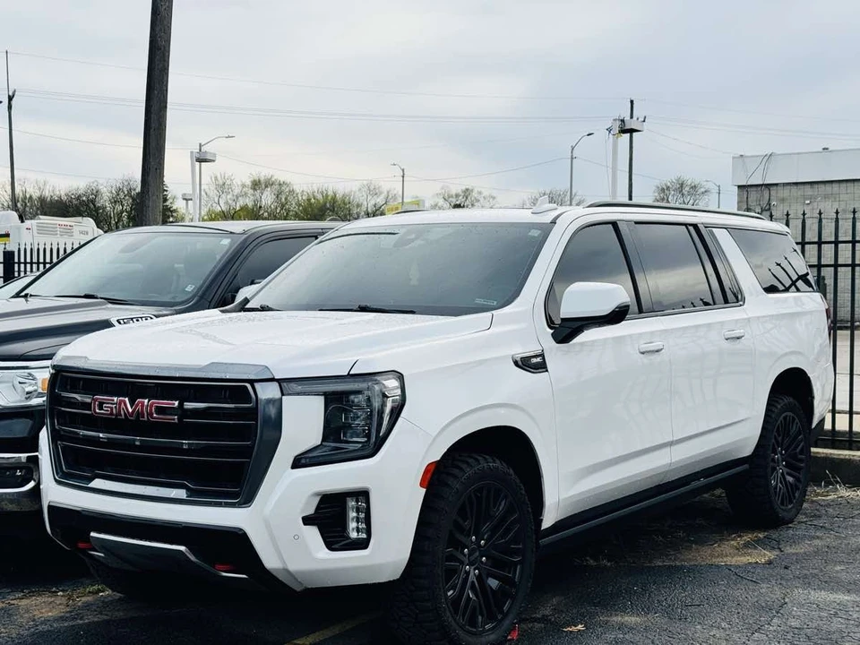 2022 GMC Yukon 5th Gen - Image 4 of 14