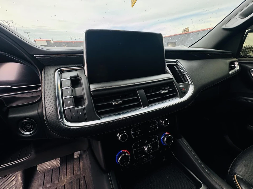 2022 GMC Yukon 5th Gen - Image 13 of 14