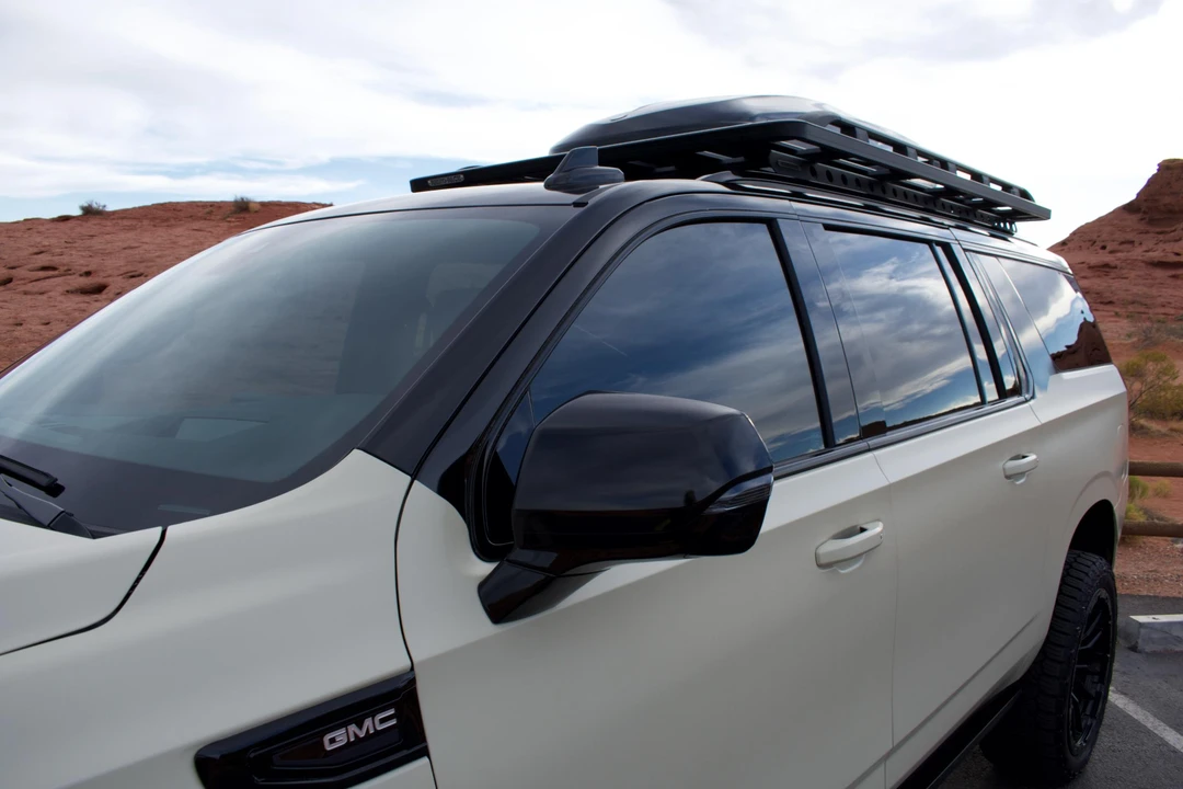 2022 GMC Yukon 5th Gen - Image 26 of 31