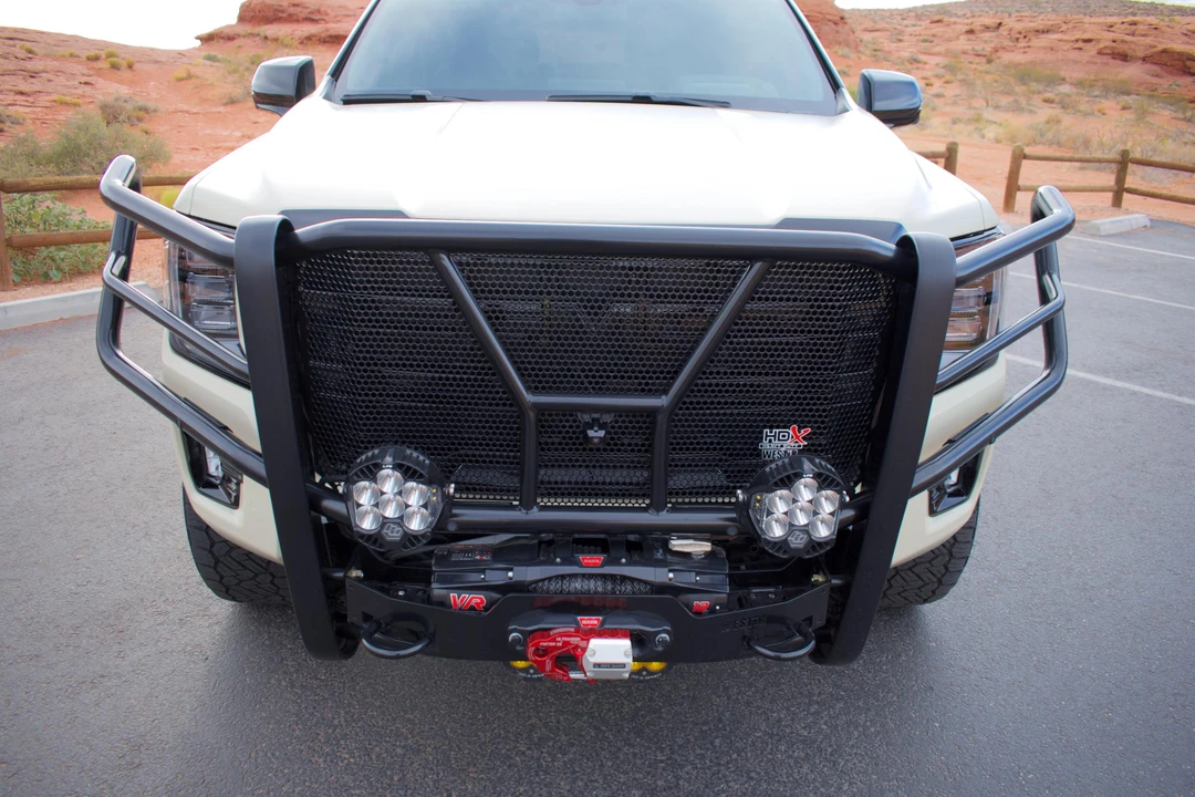 2022 GMC Yukon 5th Gen - Image 19 of 31