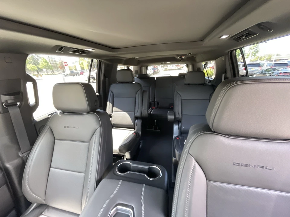 2022 GMC Yukon 5th Gen - Image 4 of 4