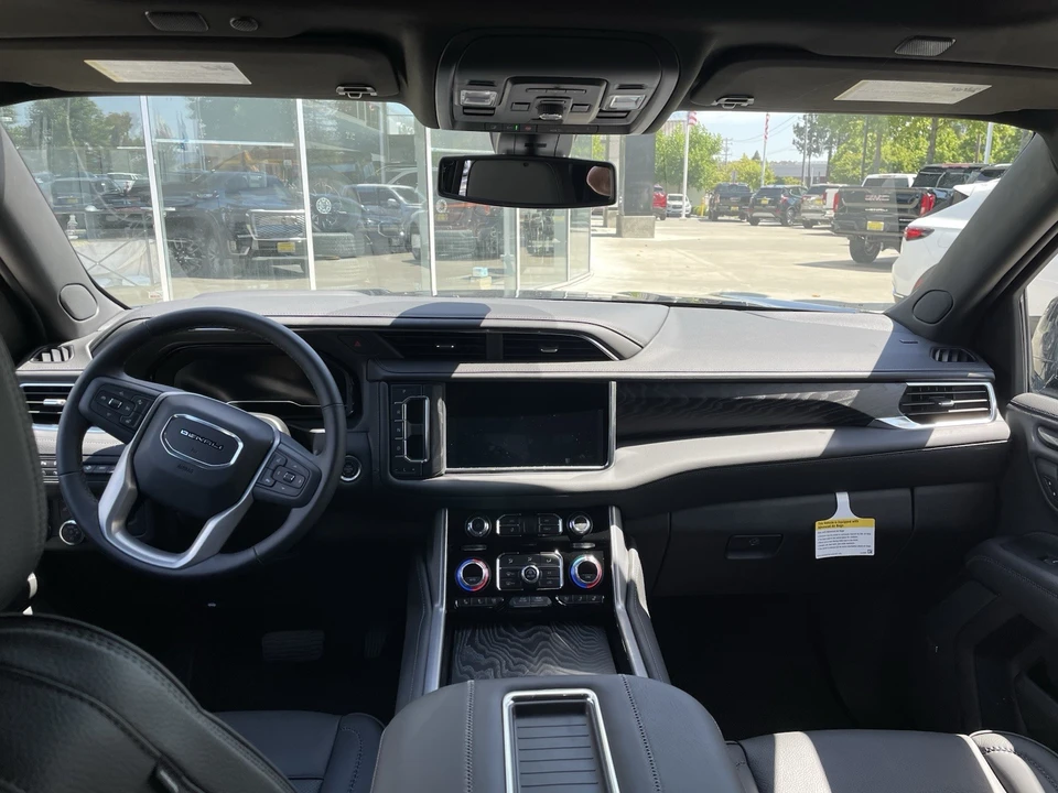 2022 GMC Yukon 5th Gen - Image 3 of 4