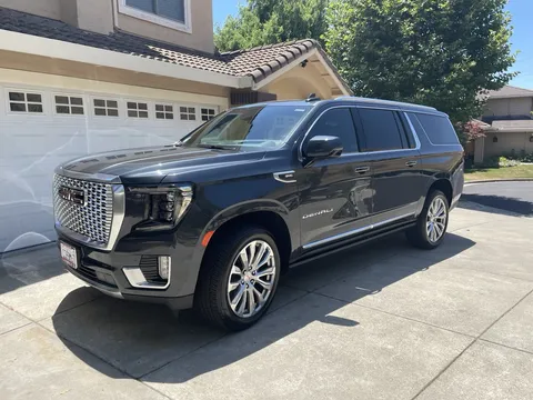 2022 GMC Yukon XL Denali