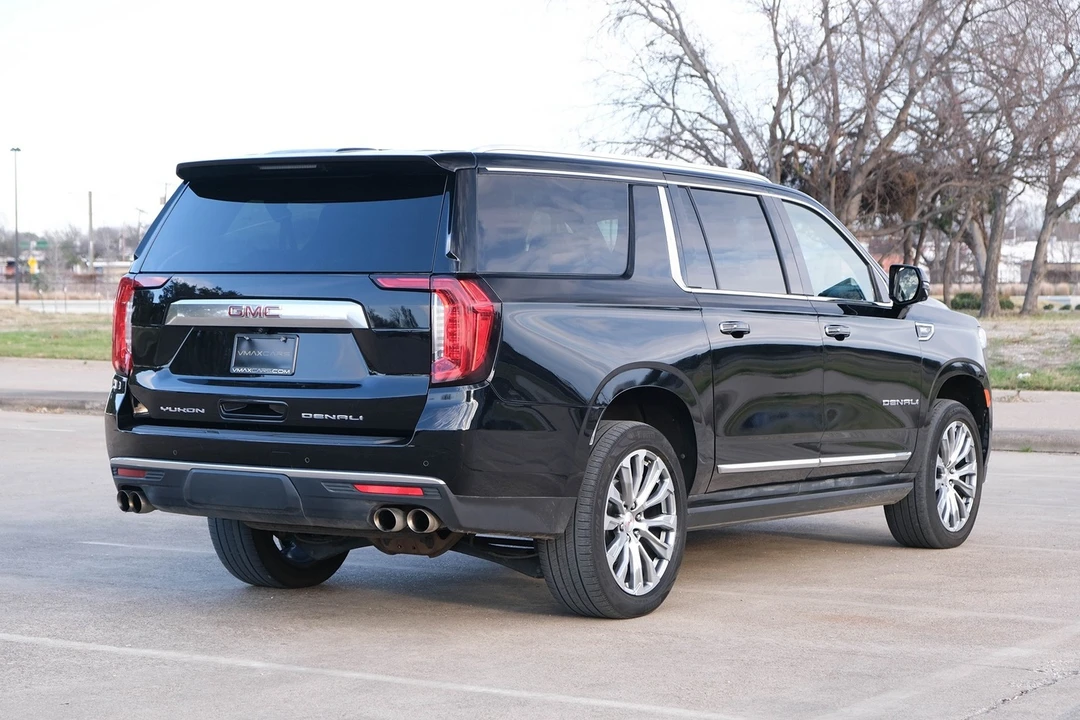 2022 GMC Yukon 5th Gen - Image 12 of 21