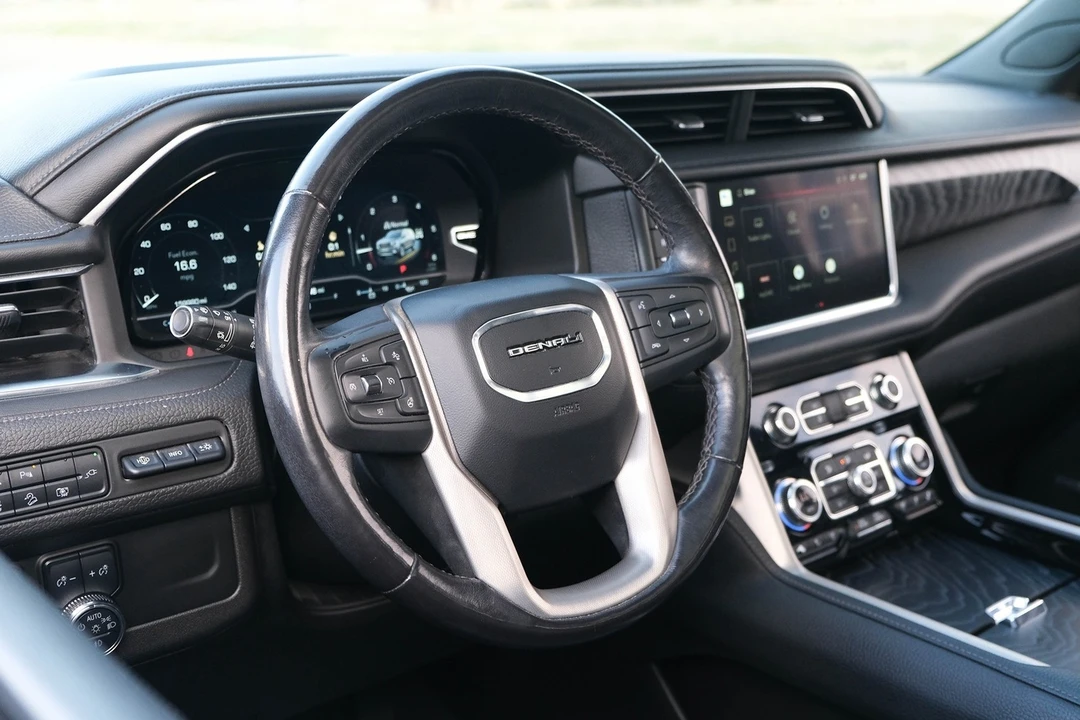 2022 GMC Yukon 5th Gen - Image 18 of 21