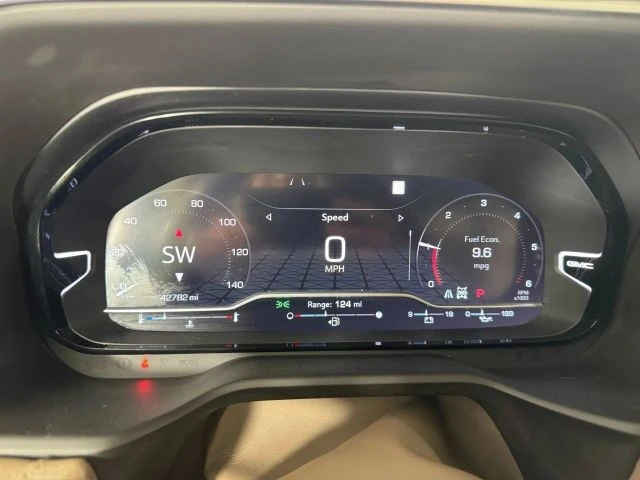 2022 GMC Yukon 5th Gen - Image 14 of 21