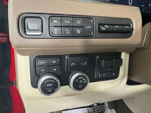 2022 GMC Yukon 5th Gen - Image 16 of 21