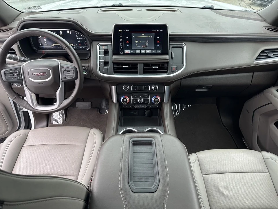 2022 GMC Yukon 5th Gen - Image 15 of 21