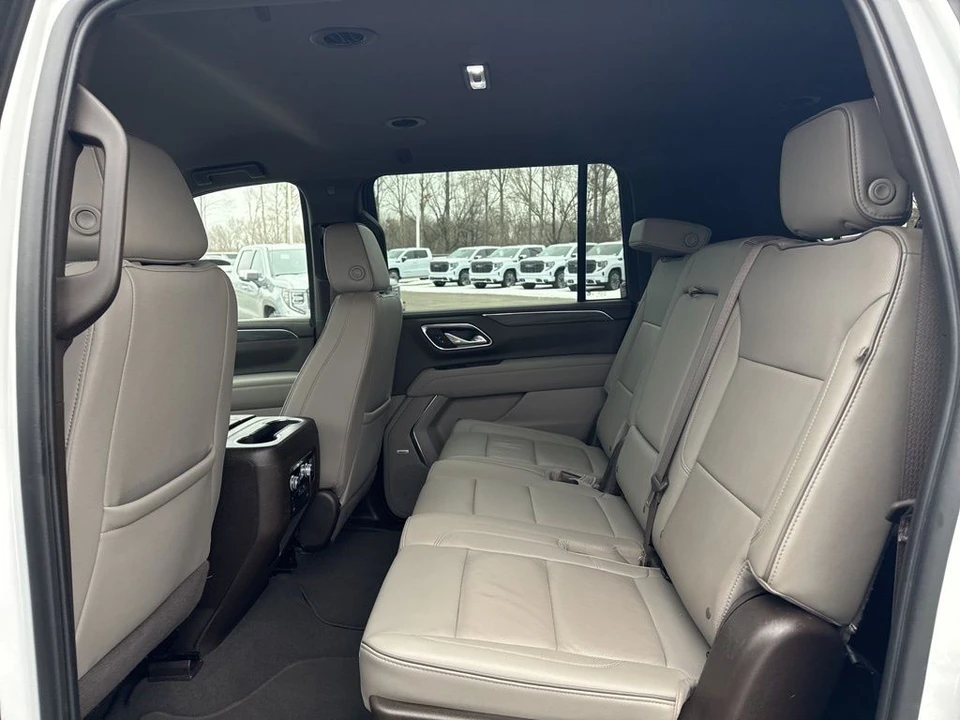 2022 GMC Yukon 5th Gen - Image 12 of 21