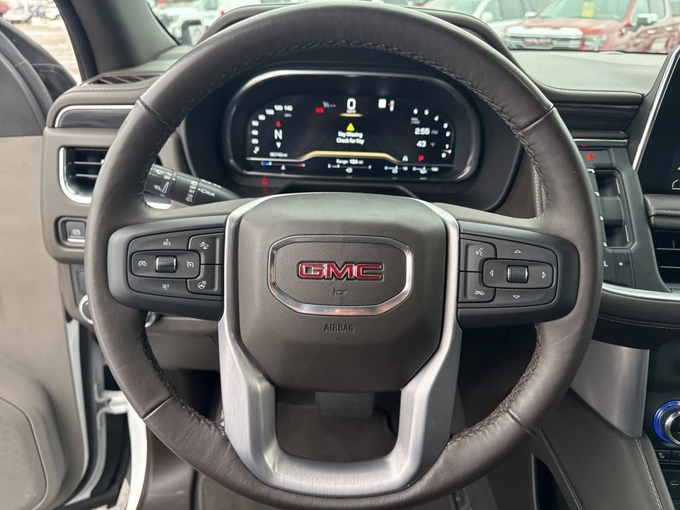 2022 GMC Yukon 5th Gen - Image 16 of 21