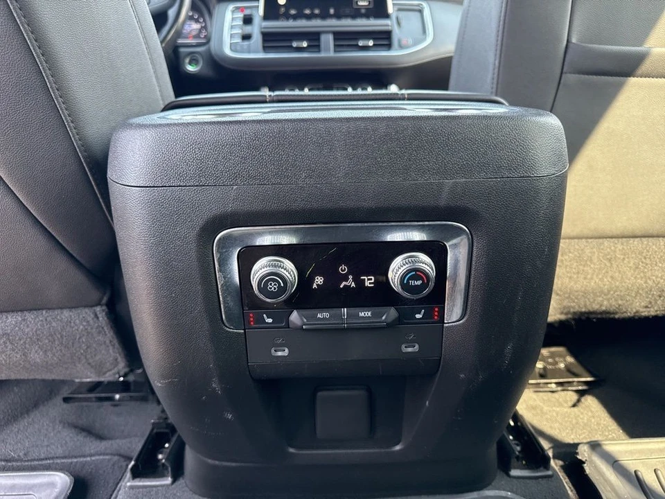 2022 GMC Yukon 5th Gen - Image 15 of 21