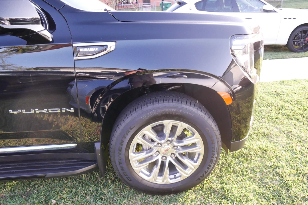 2022 GMC Yukon 5th Gen - Image 22 of 31